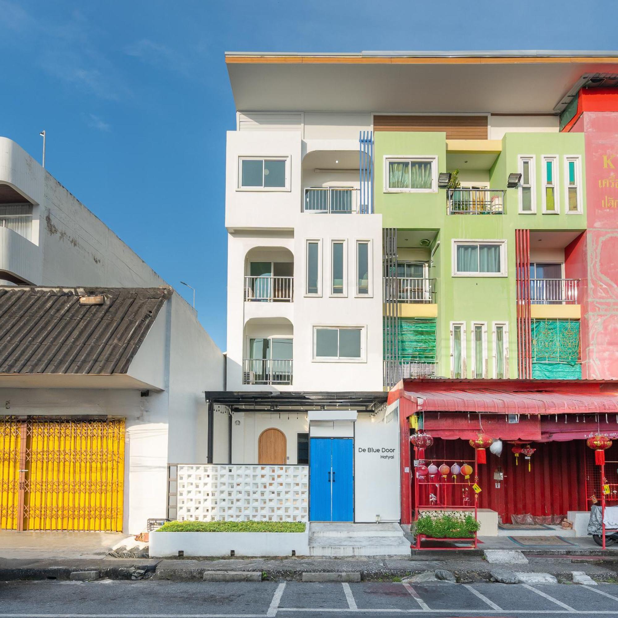 De Blue Door, Hatyai Хатъяй Экстерьер фото